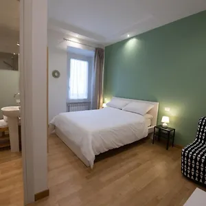 Bed & Breakfast Domus Castroni Germanico, Rome